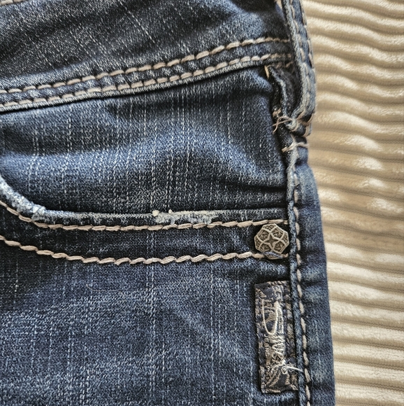 Silver Women's Blue Denim Shorts Size 33 Marti - Picture 6 of 16